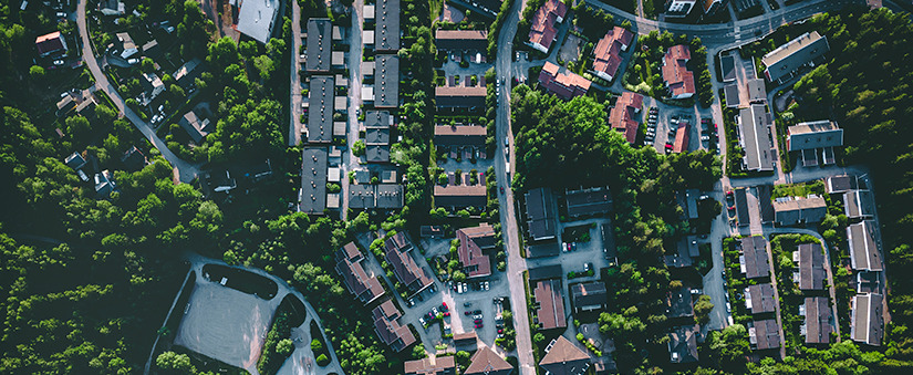 Redes sociais do corretor de imóveis: imagem superior de conjunto de casas