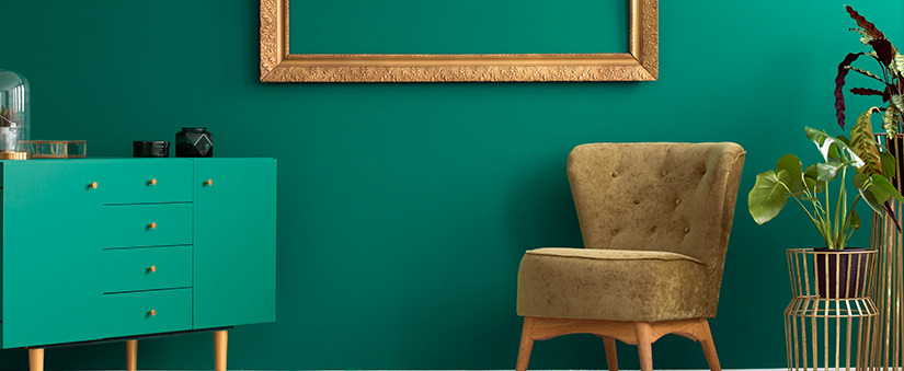 Decoração com dourado e cores da natureza