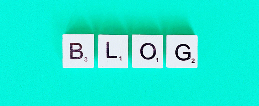 Marketing pessoal: bloquinhos com as letras B, L, O e G.